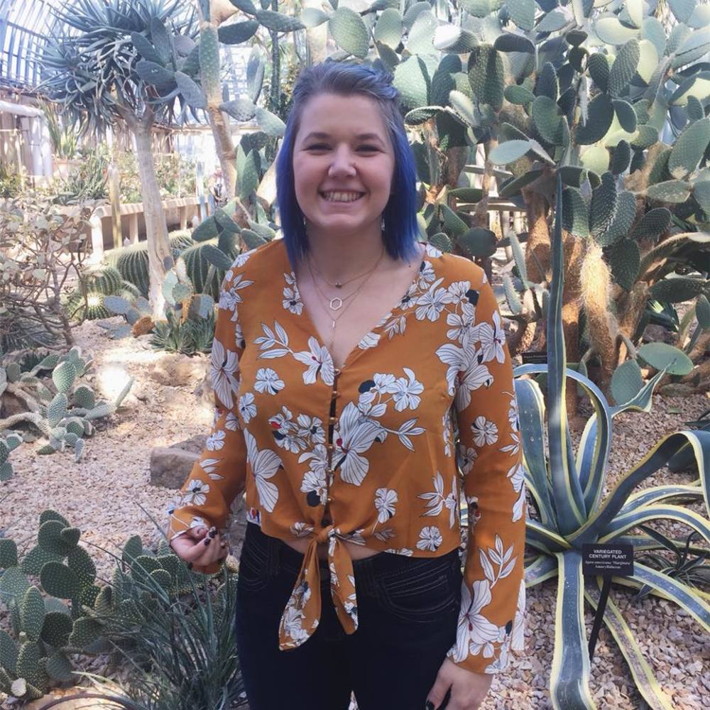 Meet your Posher, Paula